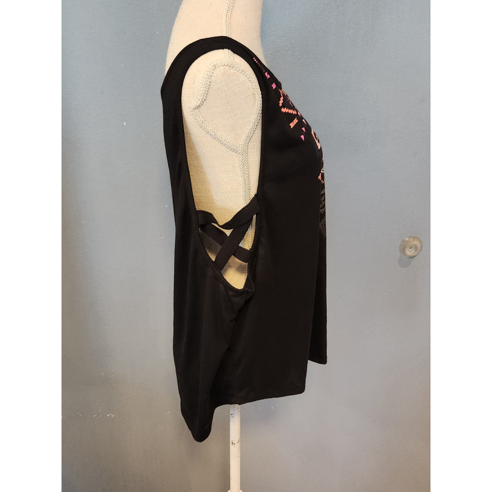 No Boundaries neon Aztec southwest crisscross detail high-low hem tank top - Picture 7 of 8
